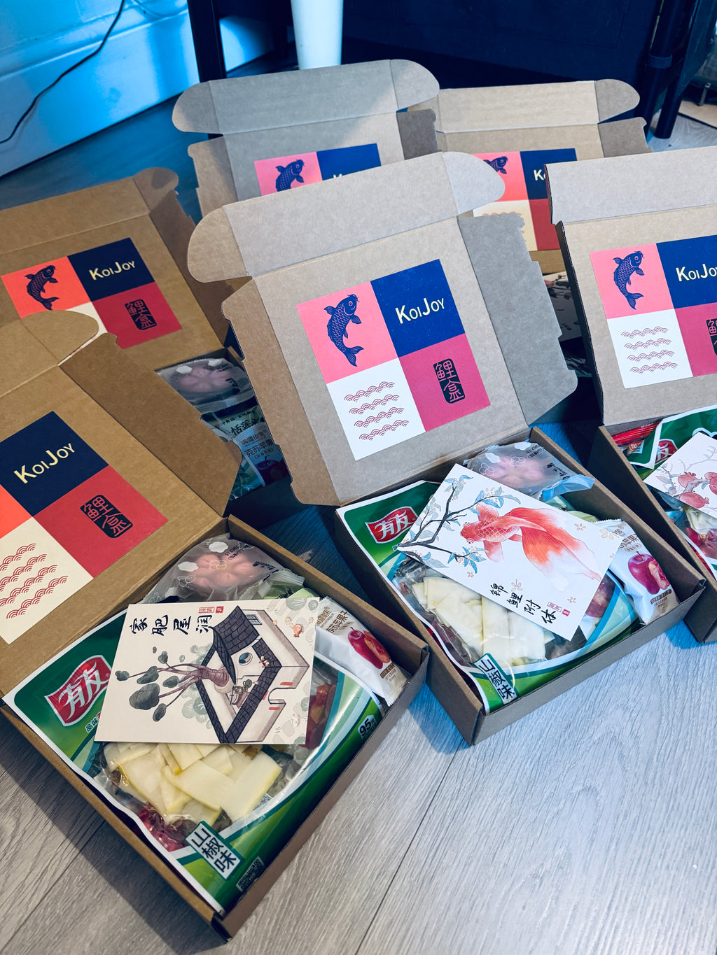 21+ Sharing Snack Gift Box
